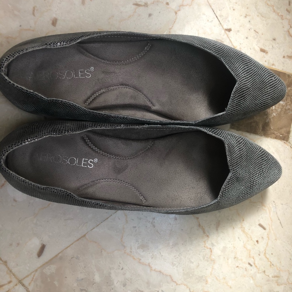 Grey women’s flat shoes - Picture 1 of 9